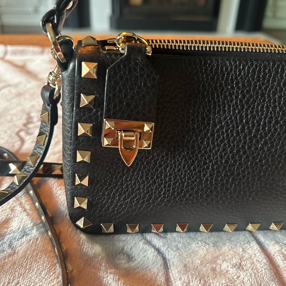 Authentic Valentino Garavani as new Rockstud black bag - Picture 4 of 13